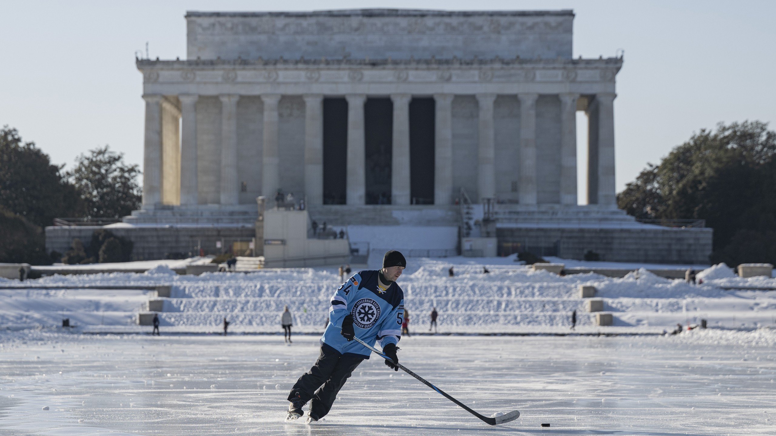 Photos: Bomb cyclone brings historic snowfall to the Carolinas as the ...