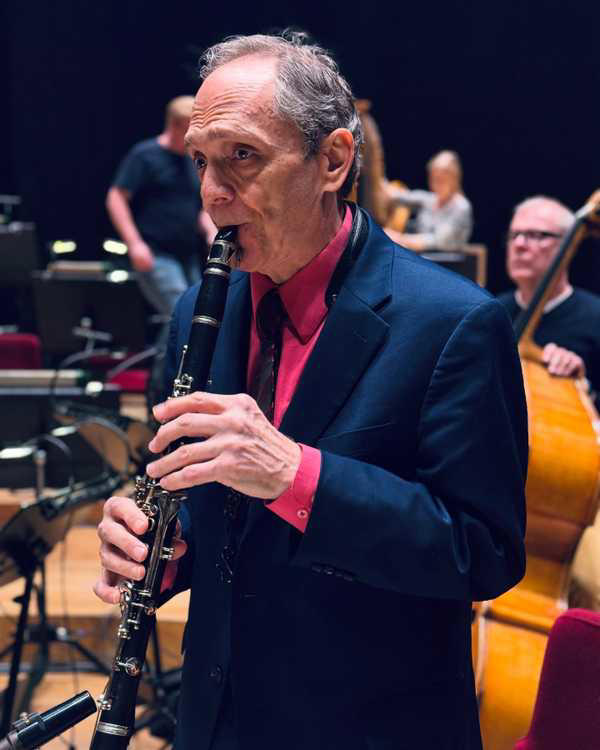 Luto no Jazz: Clarinete Virtuoso Ken Peplowski Encontrado Sem Vida em Embarcação