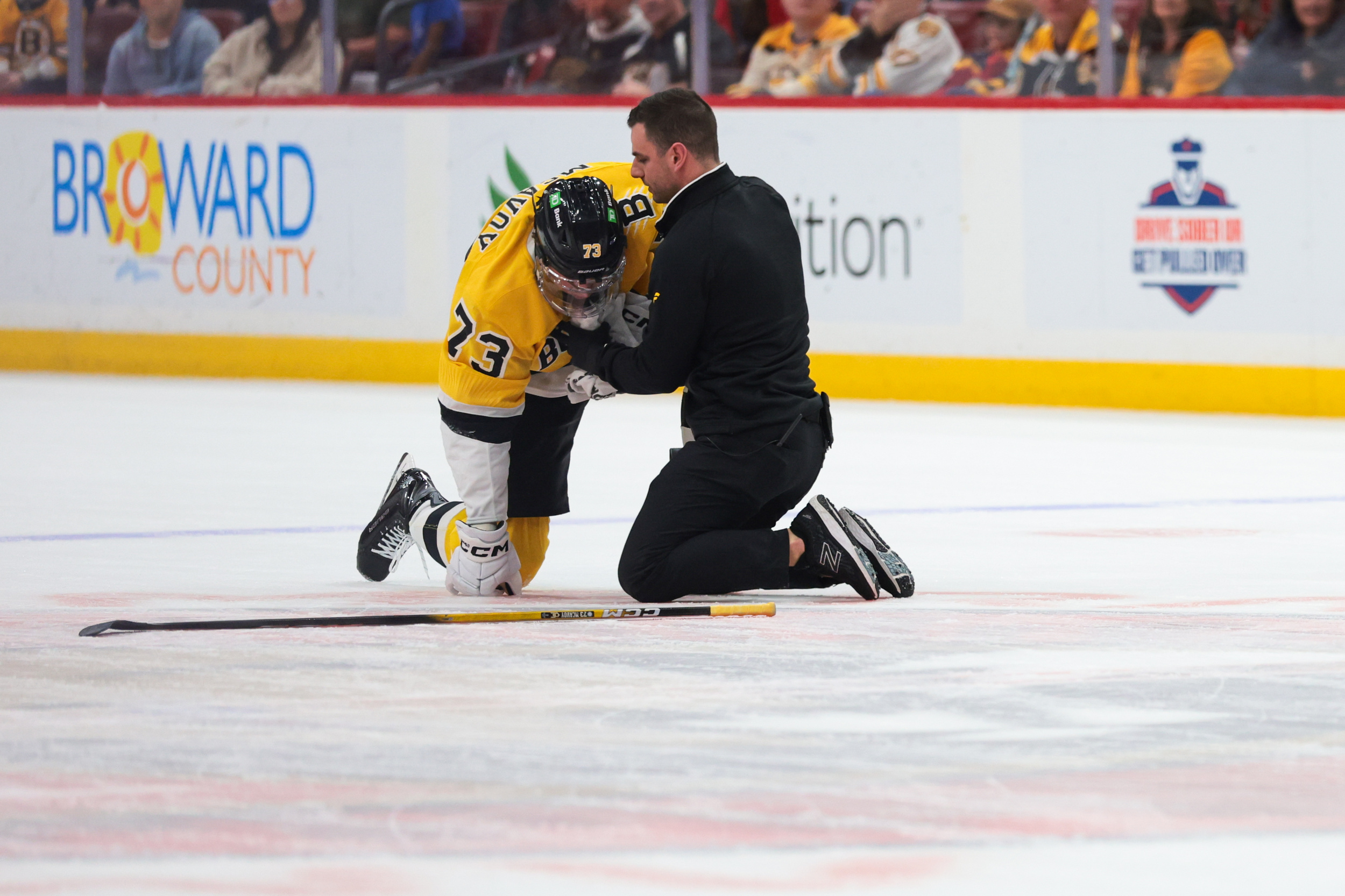 Bruins’ McAvoy exits game after high hit from Panthers’ Vilmanis
