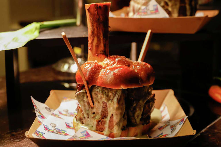 The good, the bad and the $180 burger: What to eat (and  display picture 1