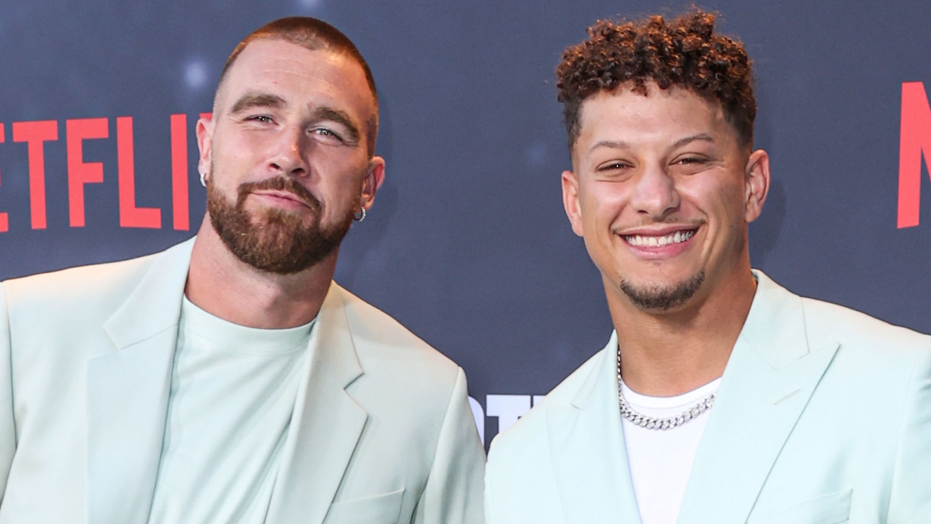 Chiefs TE Travis Kelce loses out on NFL honor, sends heartfelt message to winner