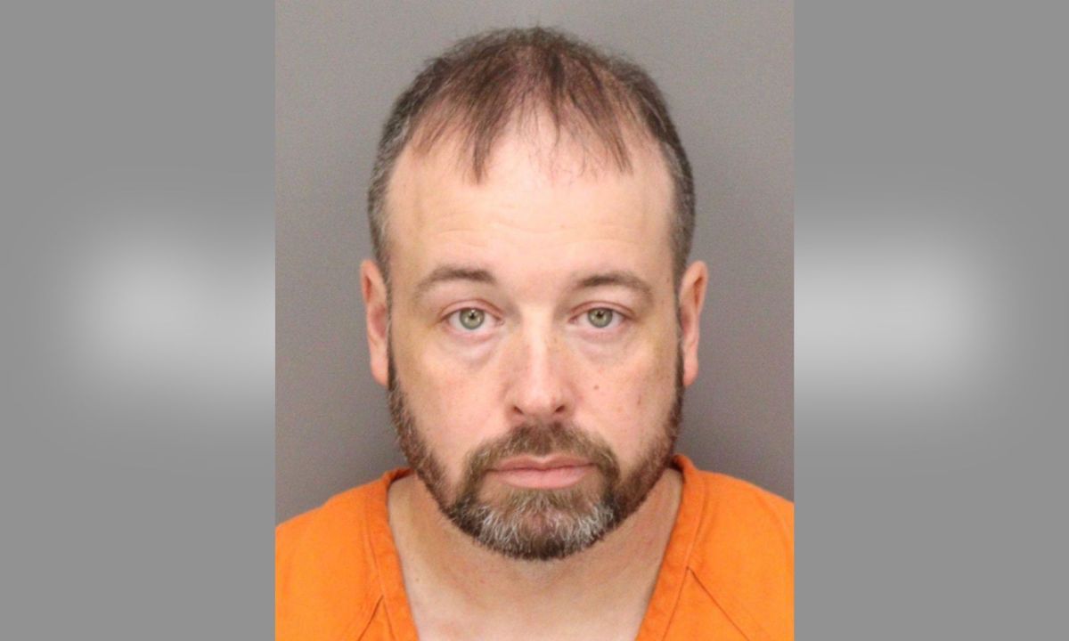 Florida teacher arrested after calling student 'mommy' in sexual texts