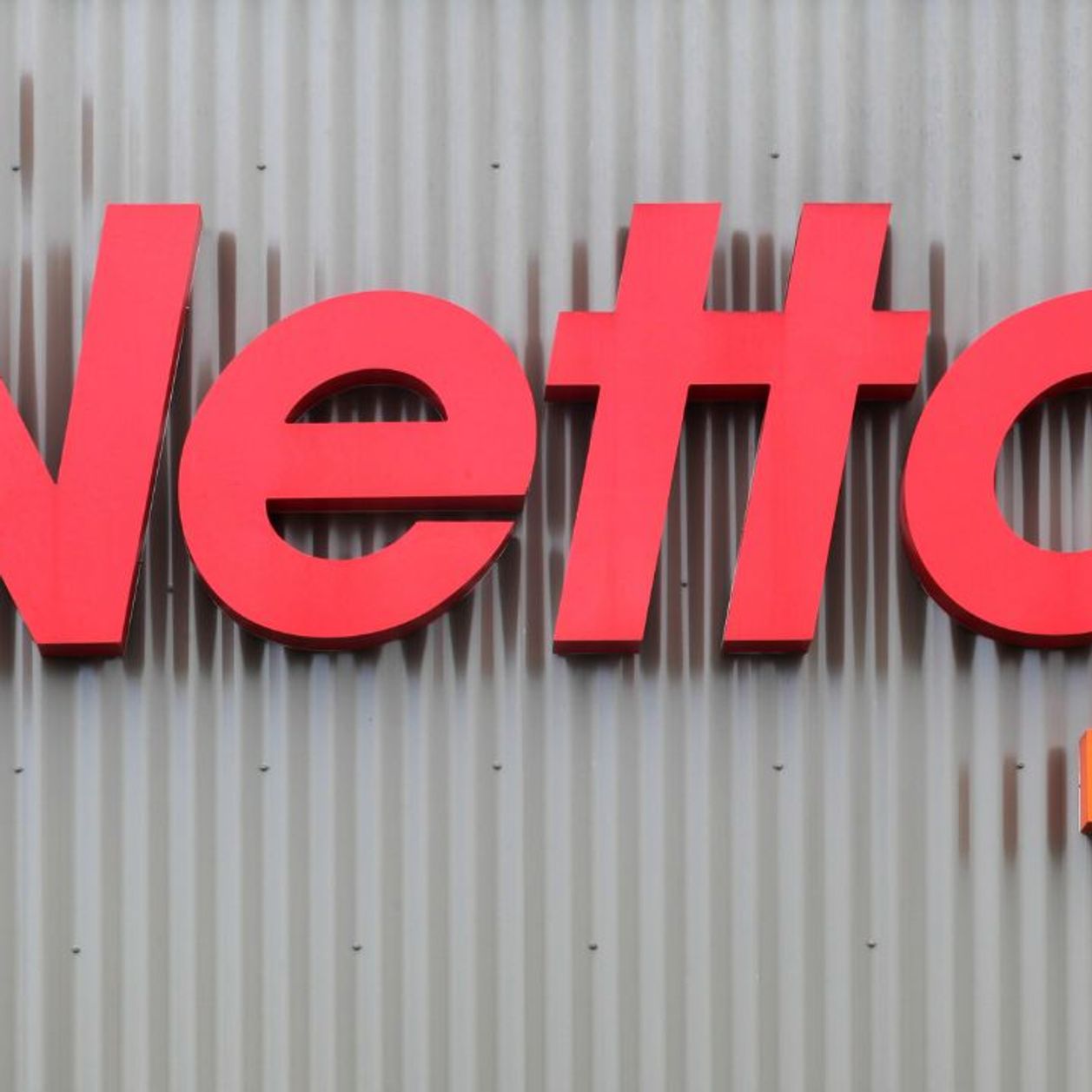 Netto du Gard : sa transformation surprenante enfin révélée au grand public