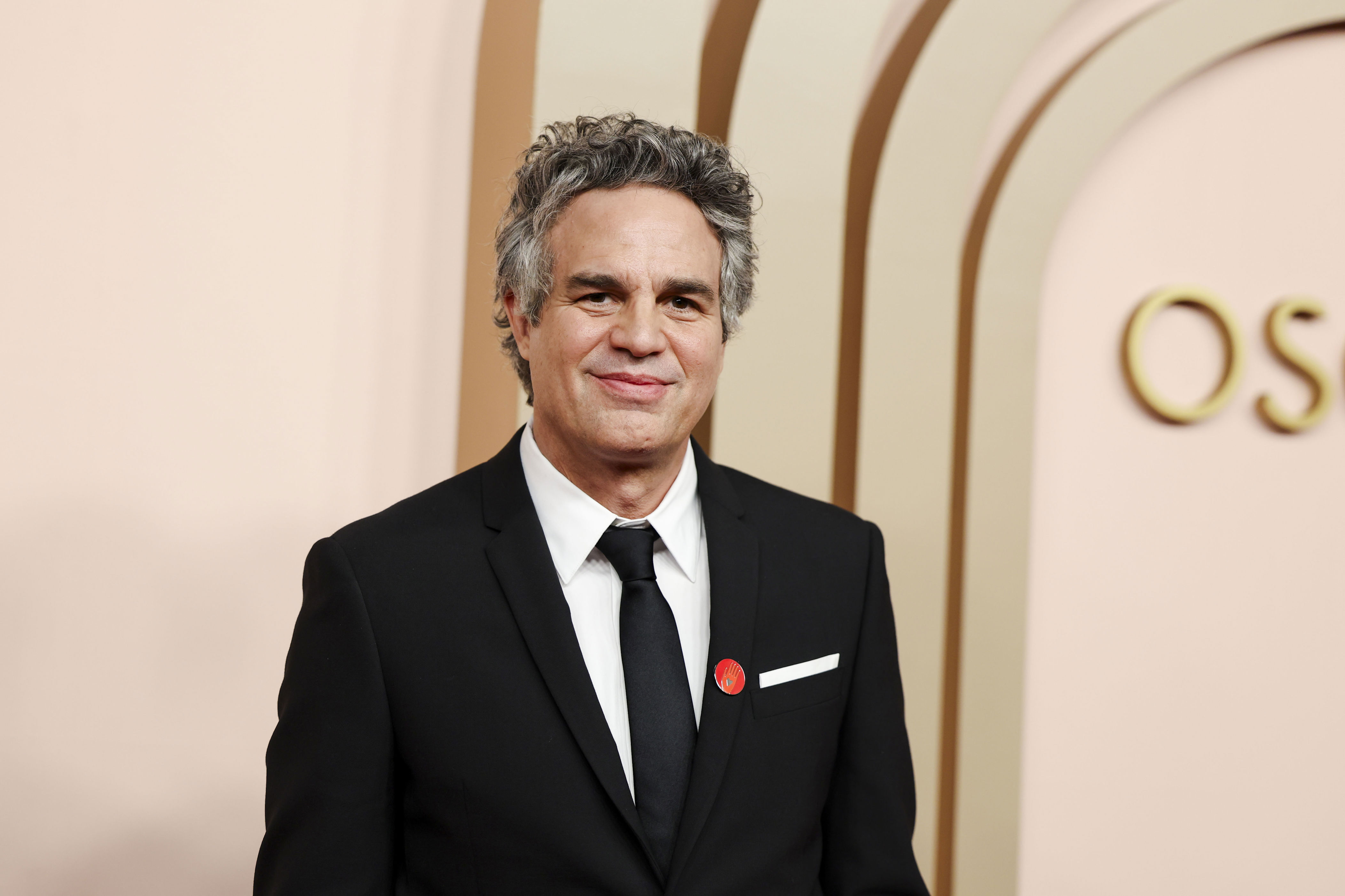 Did Mark Ruffalo walk off The View after heated altercation with Whoopi Goldberg? Viral claim debunked<br><br>