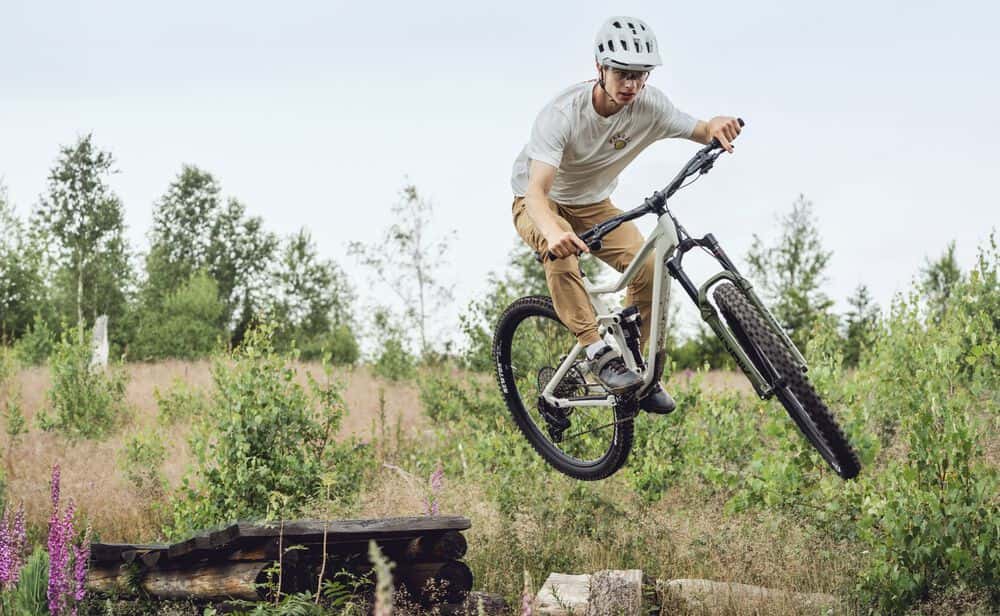 Mountainbikes unter 5000 Euro: Von Trailbikes bis E-Freerider