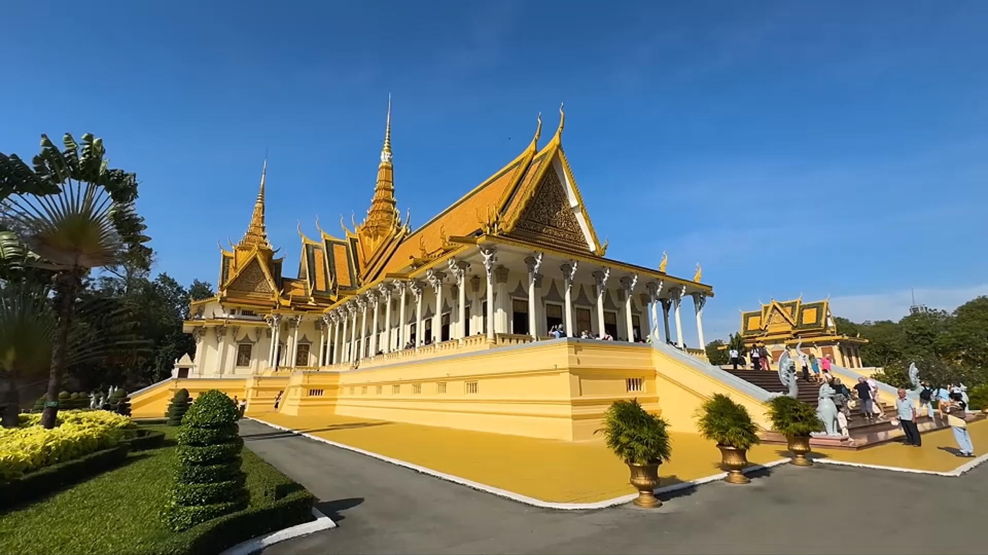 Golden royal beauty in Cambodia