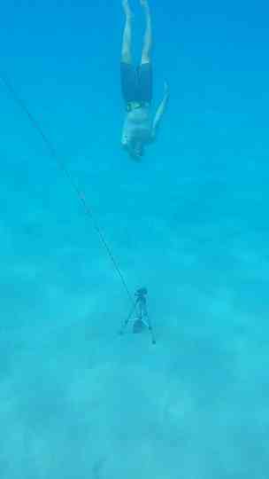 How is this even possible underwater?
