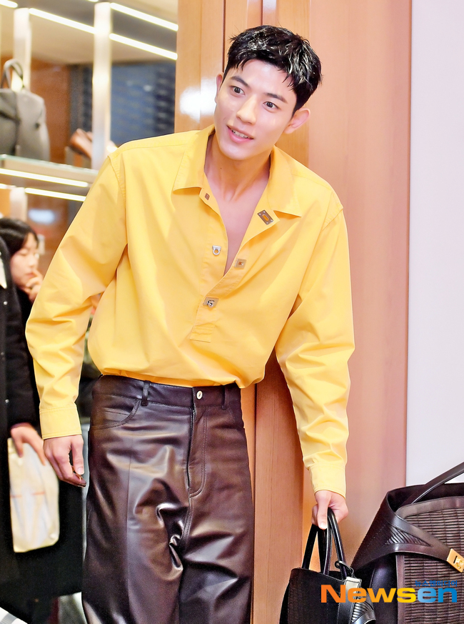 로몬, 탁월한 멋짐 [포토엔HD]