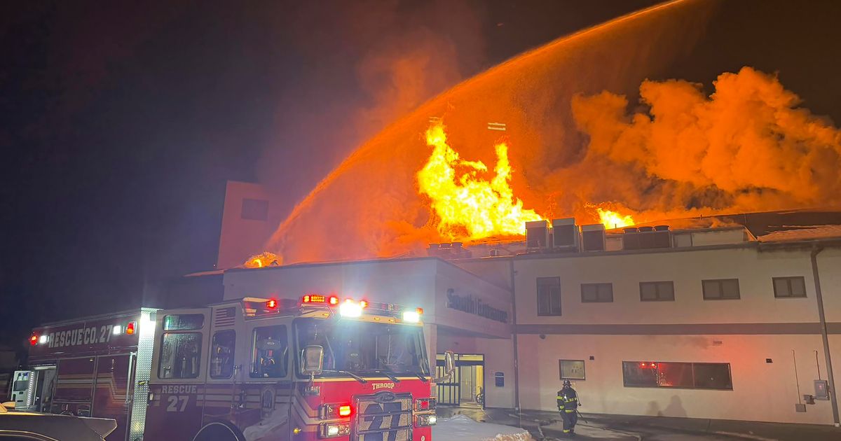 Emergency crews evacuate patients and battle blaze at Pennsylvania hospital<br><br>