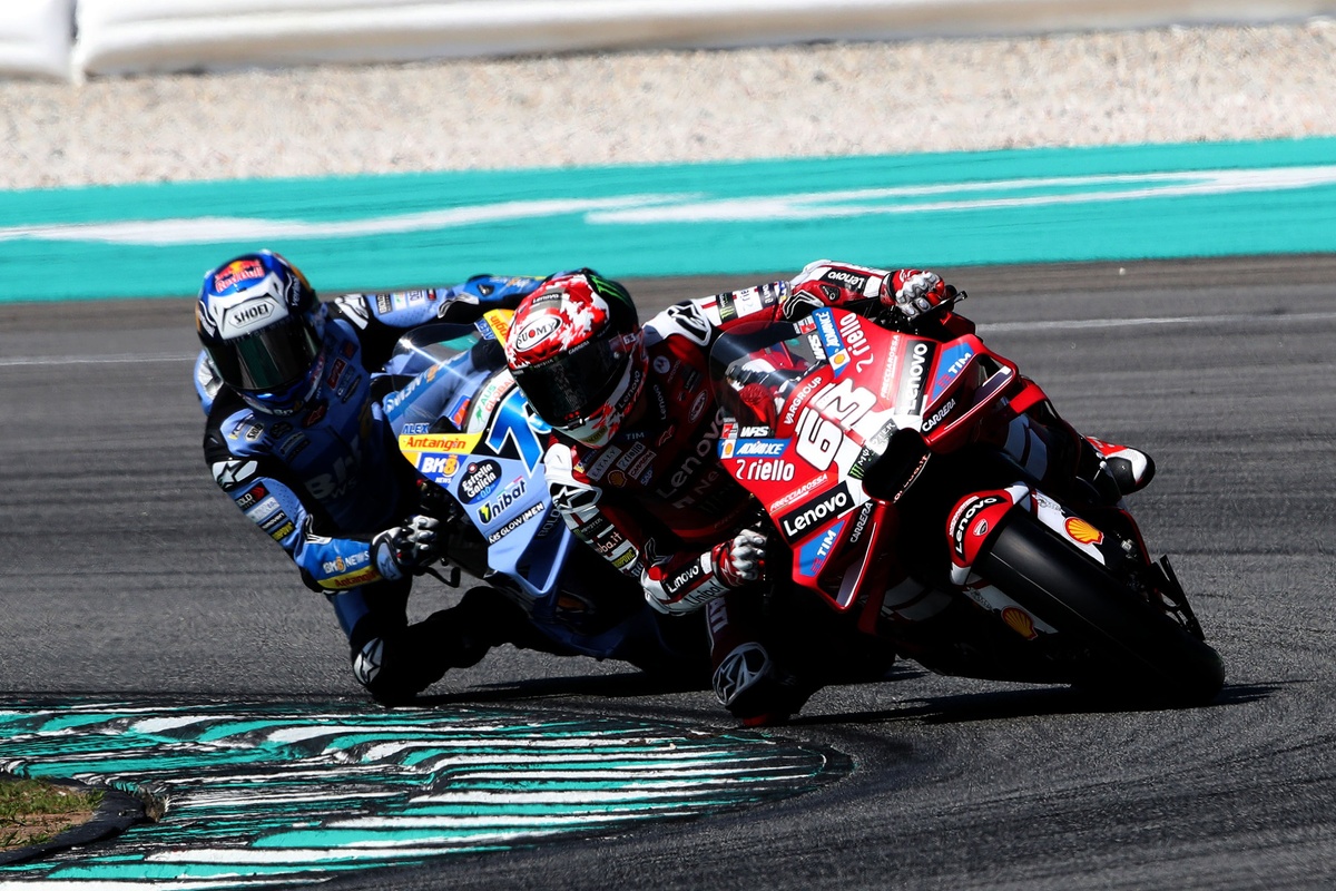 Alex Marquez edges Francesco Bagnaia and Marc Marquez in Sepang race ...