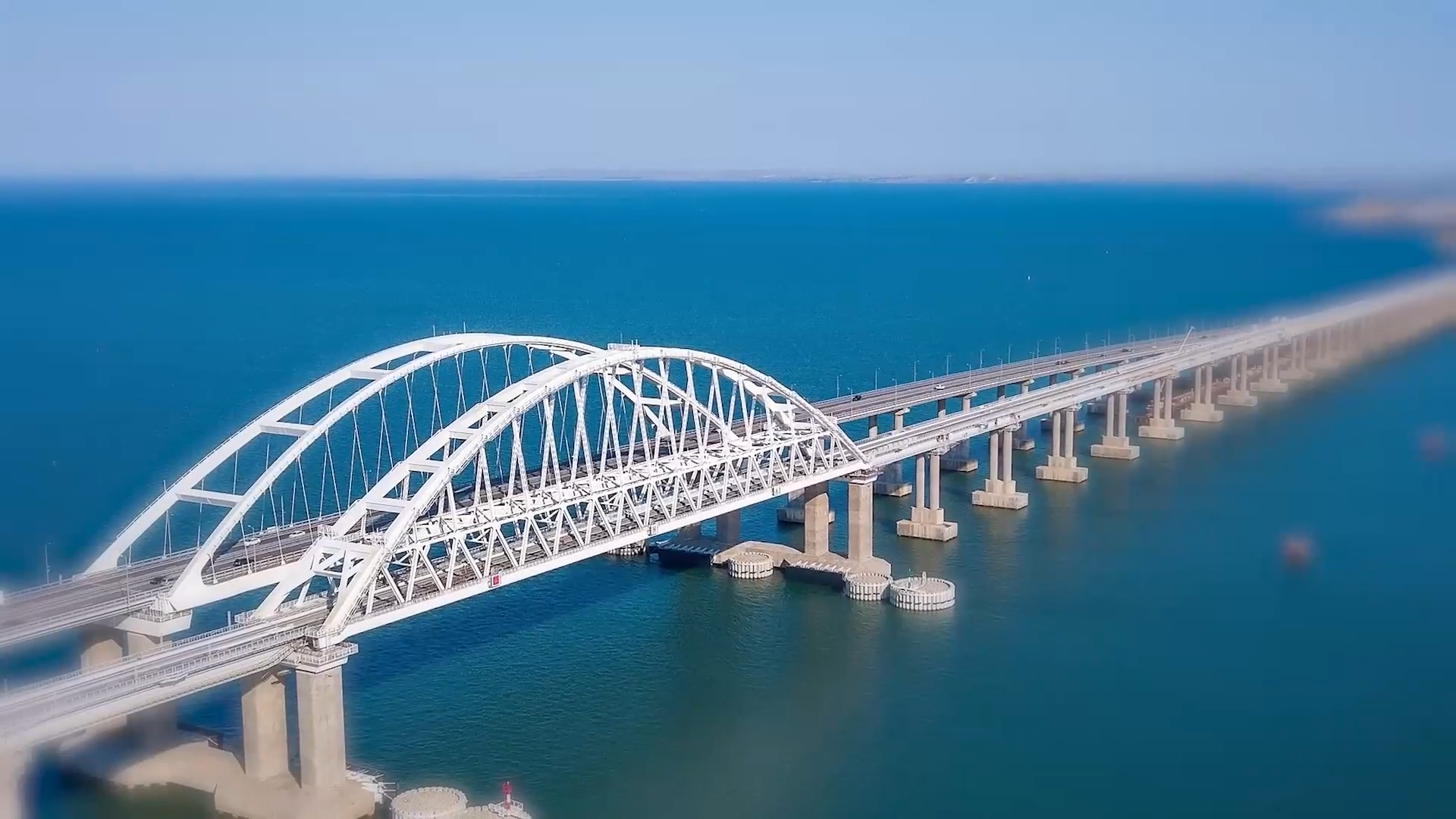 The night Russia’s only bridge to Crimea was struck