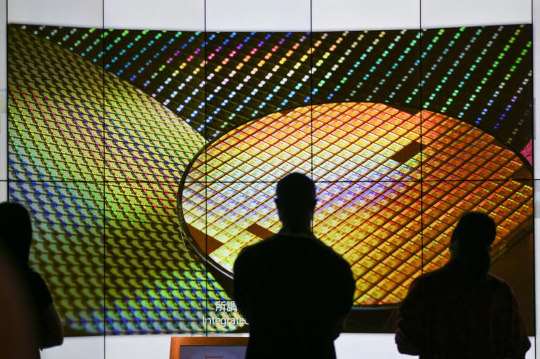Tech, media & telecom roundup: Market talk