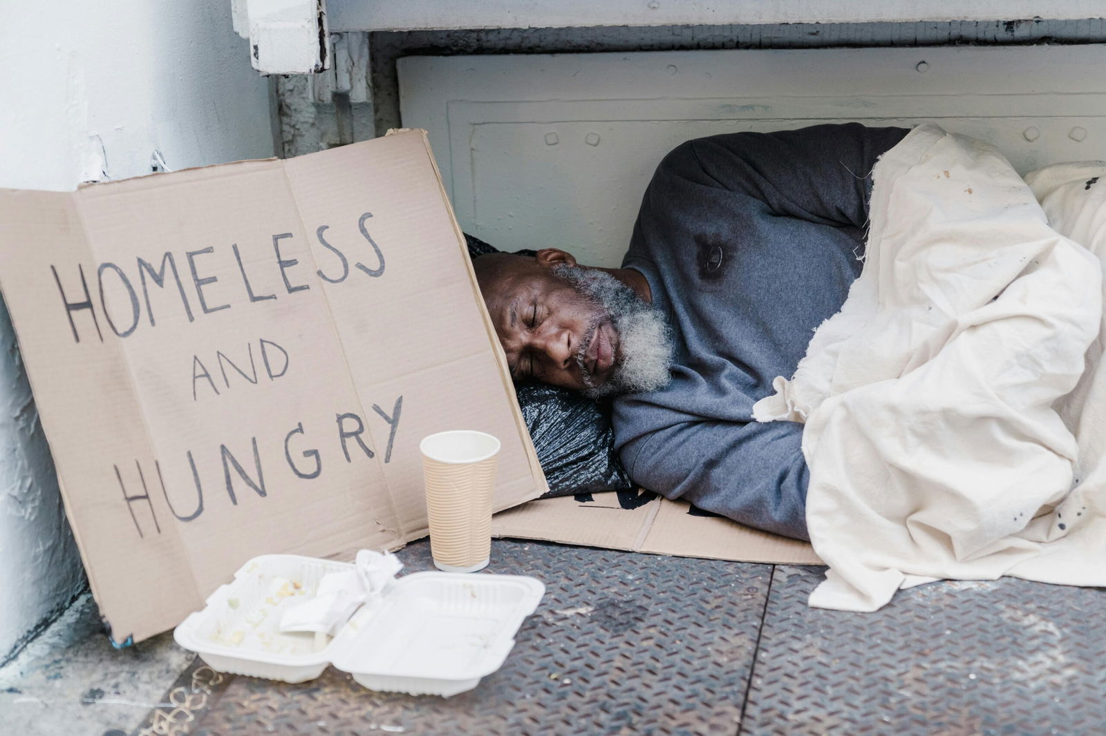 HHS announces $100M investment to tackle homelessness and substance use
