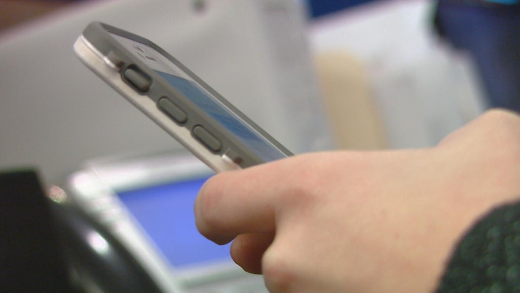 School cellphone ban passes Pennsylvania Senate: "We want our students ...