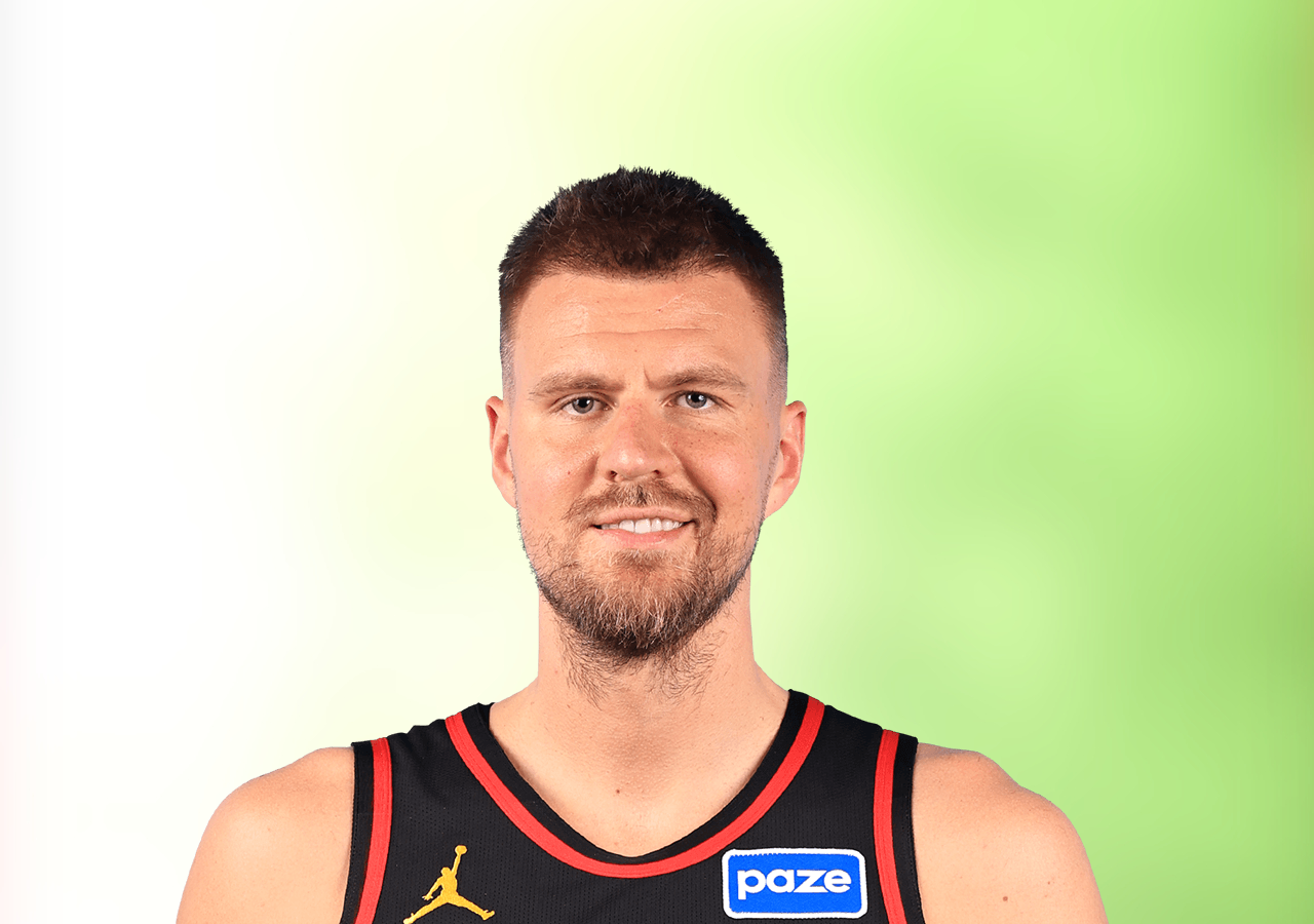 Steve Kerr sounded skeptical he’d get medical green …<br><br>