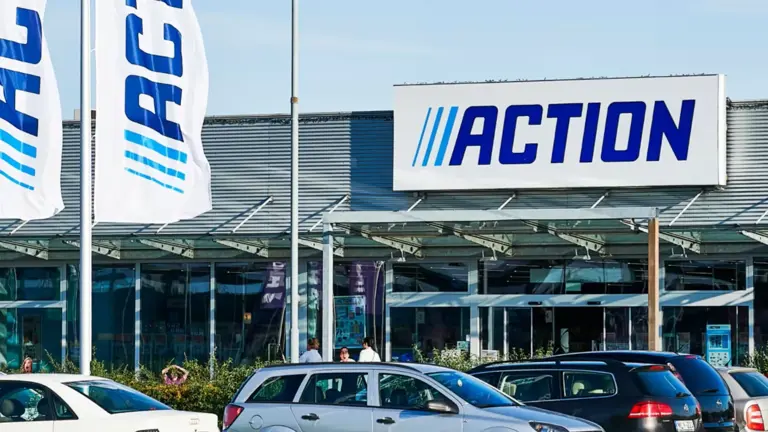 Action verkoopt nu een multifunctionele halterset met kettlebell voor € ...