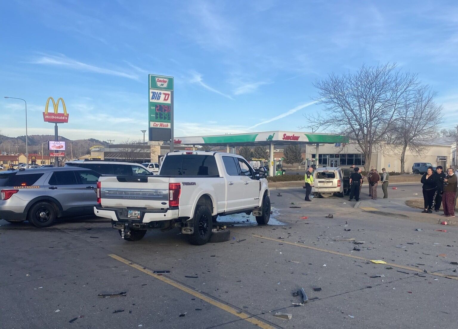 Crash under investigation after pursuit ends near E North Street in ...