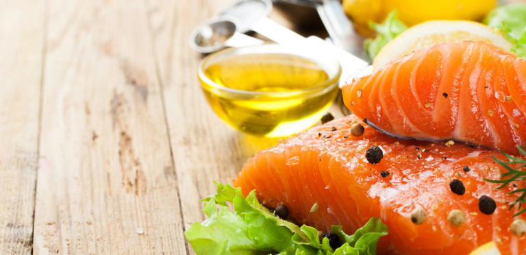 عناصر غذائية أساسية