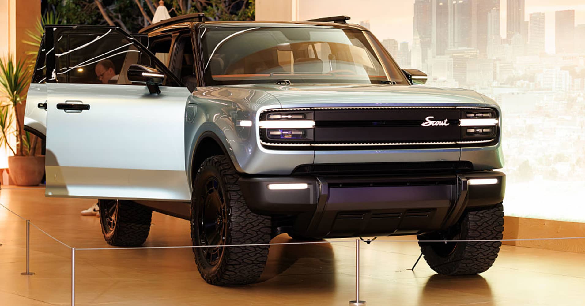 The new kind of hybrid truck RAM and Ford think will outsell EVs
