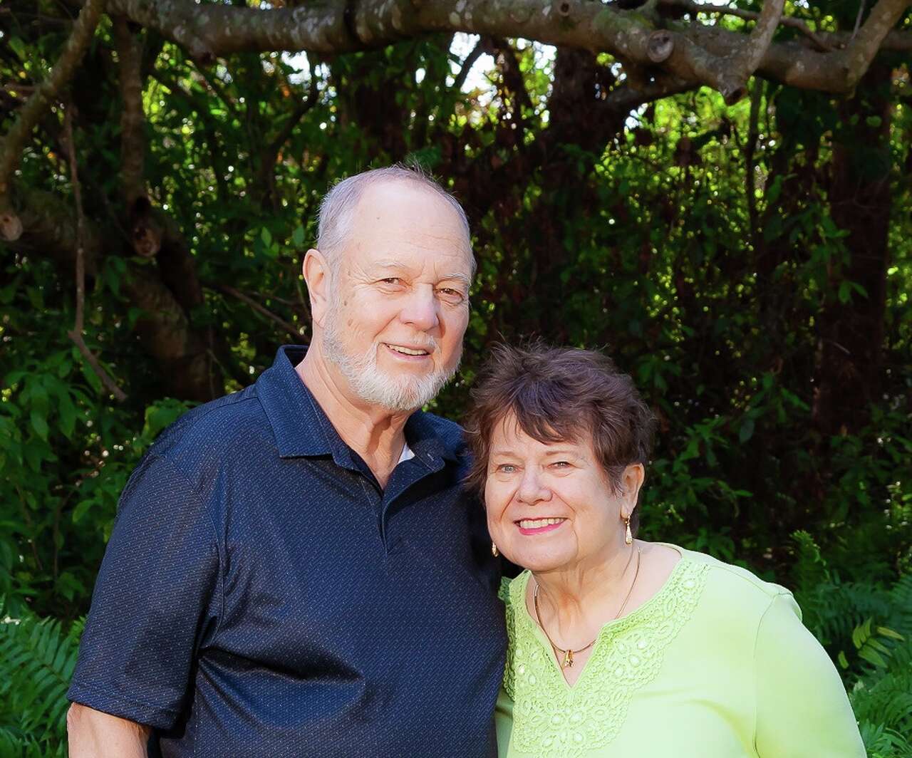 Stepanskis celebrating 60th wedding anniversary