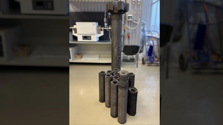 Russia’s carbon composite nuclear reactor materials maintain stability ...