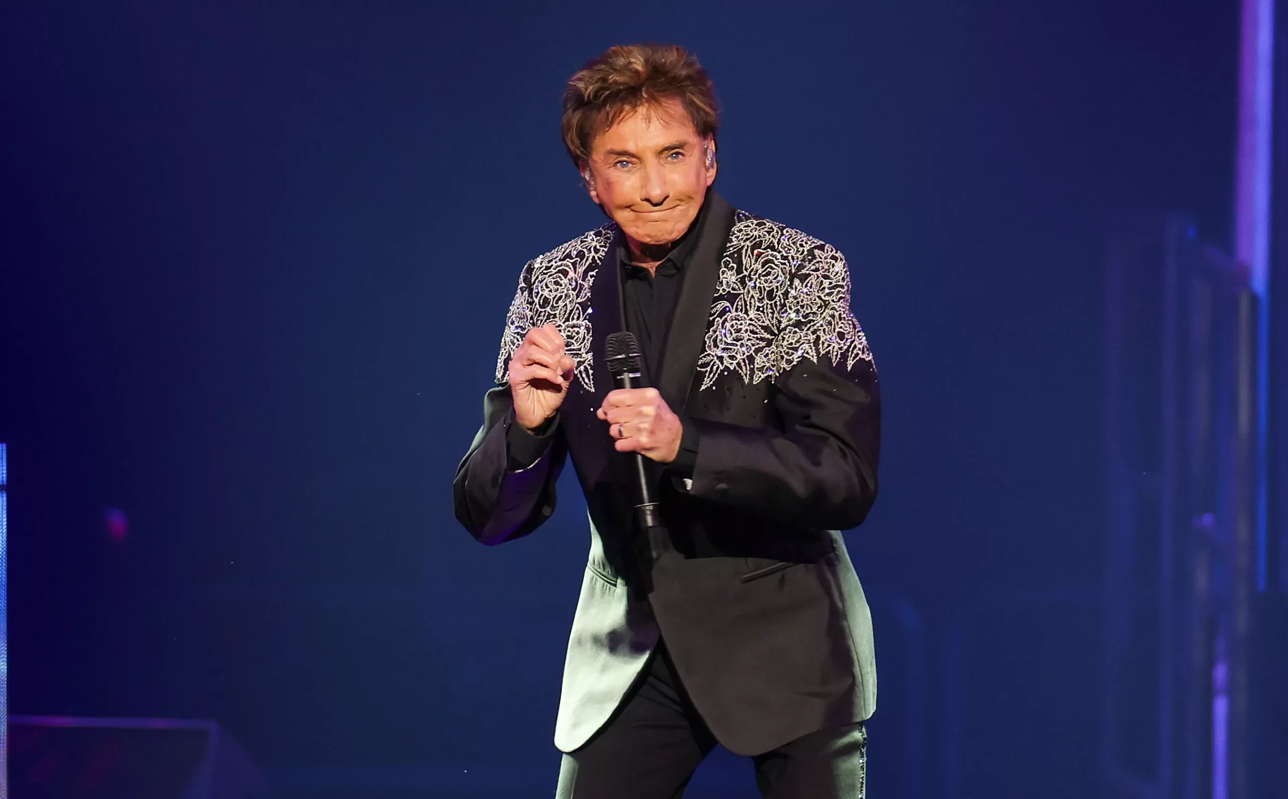 Barry Manilow sagt Las-Vegas-Comeback-Shows wegen Bronchitis ab