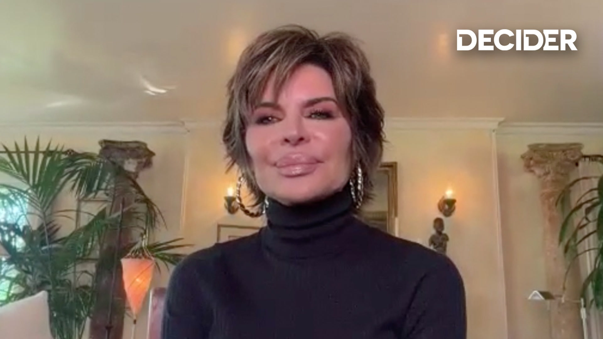 'Traitors' star Lisa Rinna knows why everyone is rooting for Rob Rausch ...