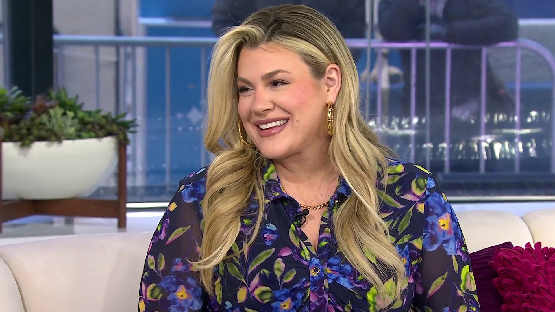 Heather McMahan on comedy tour, mahjong obsession, more