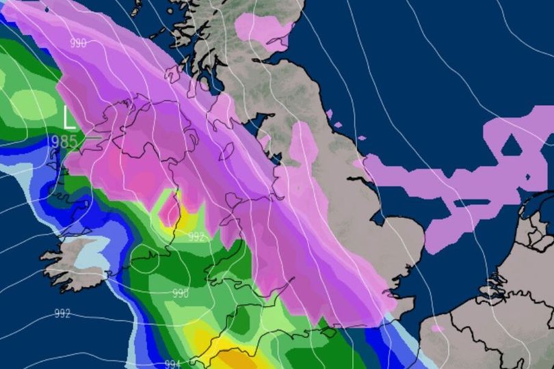 Red weather warning map covers Ireland as Met Eireann issue bad update