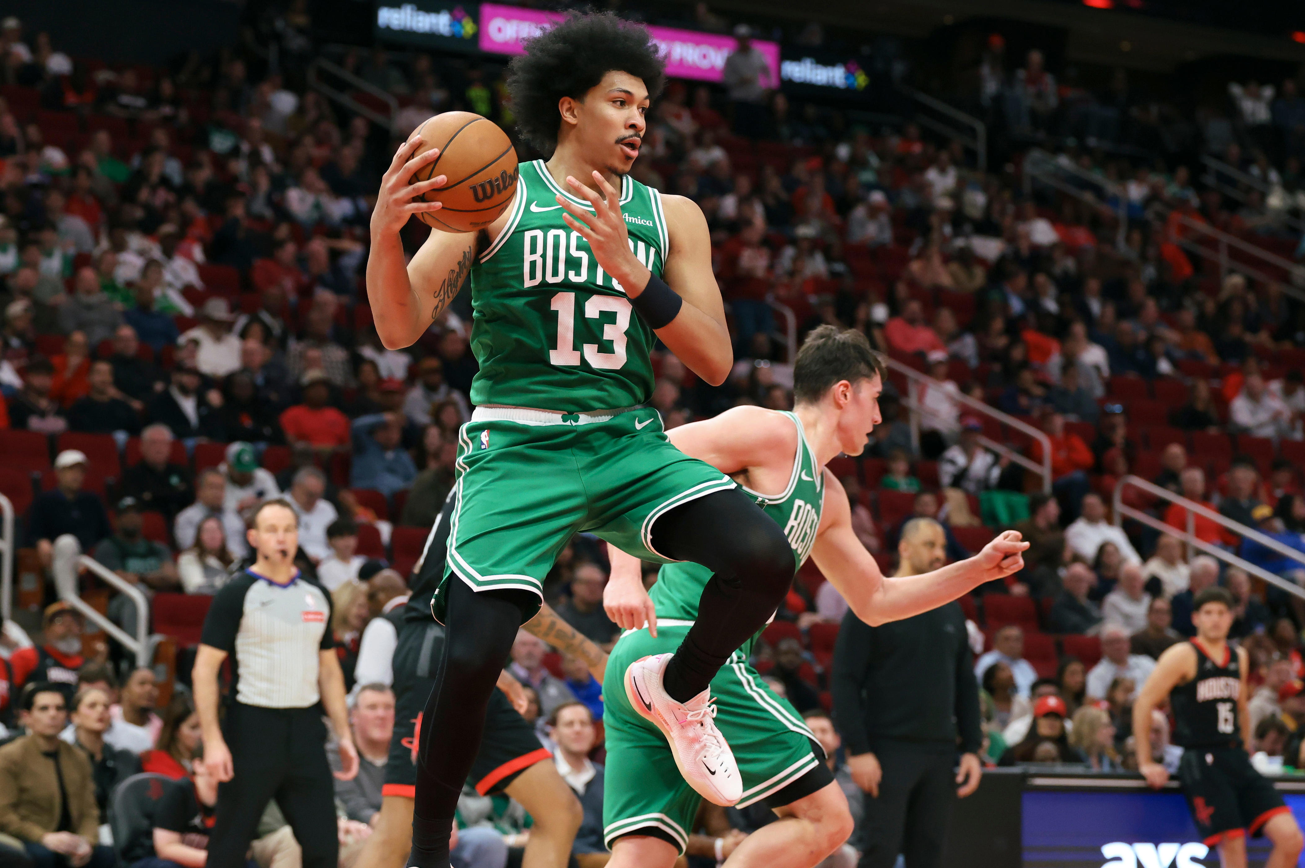 Ron Harper Jr. on first real contract with Boston Celtics, earning ...