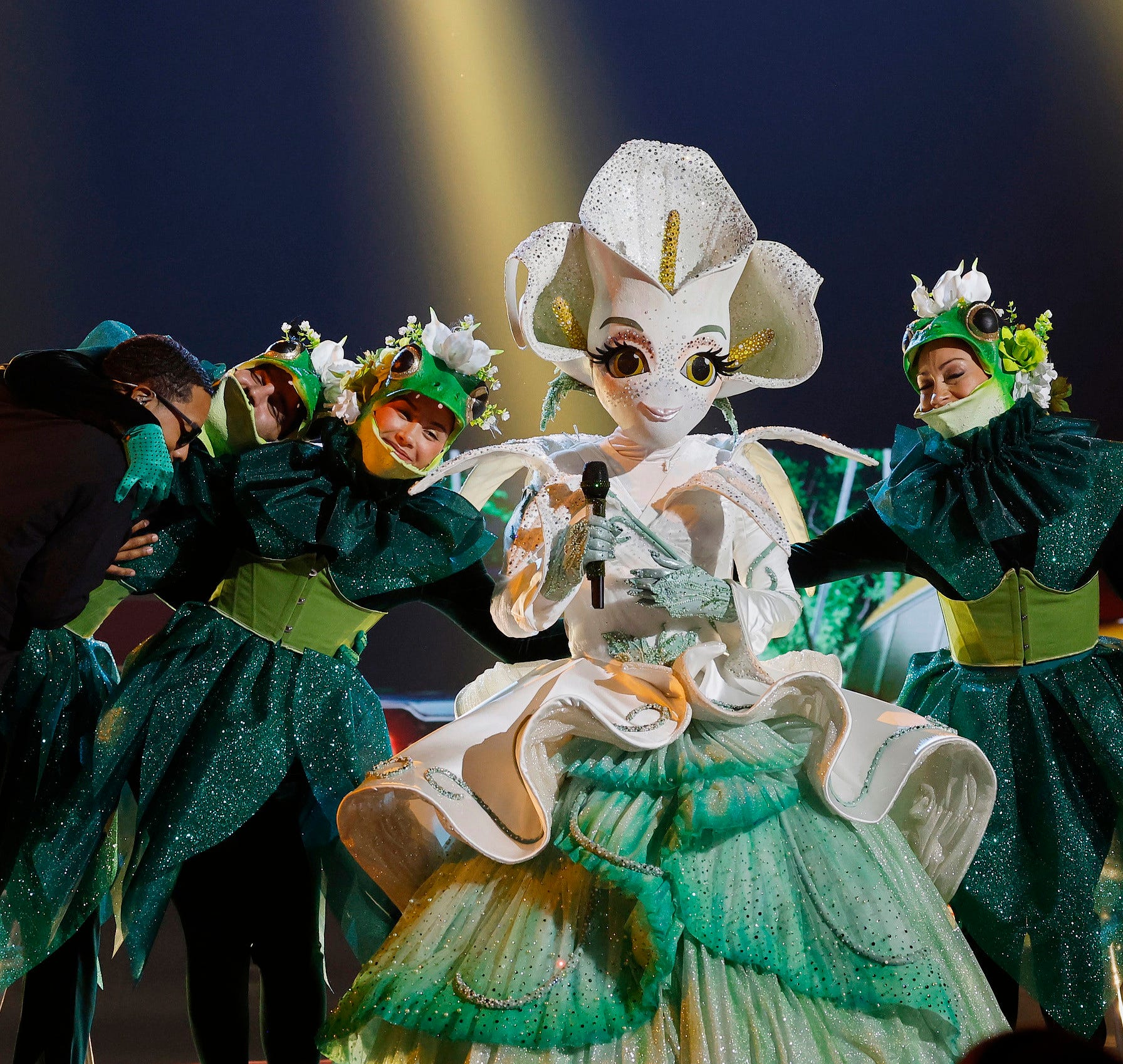 'Masked Singer' makes shocking reveal in emotional elimination