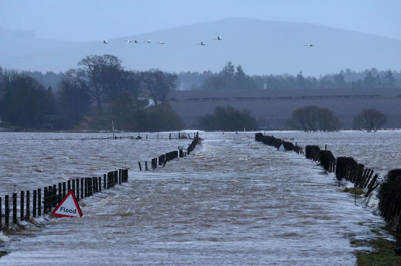 Met Office issues flooding alert for parts of Scotland in new yellow ...