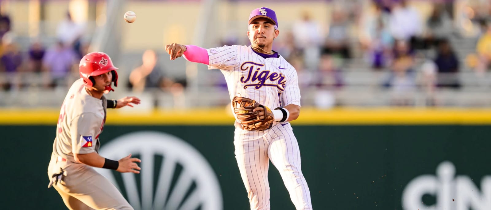 LSU baseball headlines: No. 1 again, Milam a top five shortstop