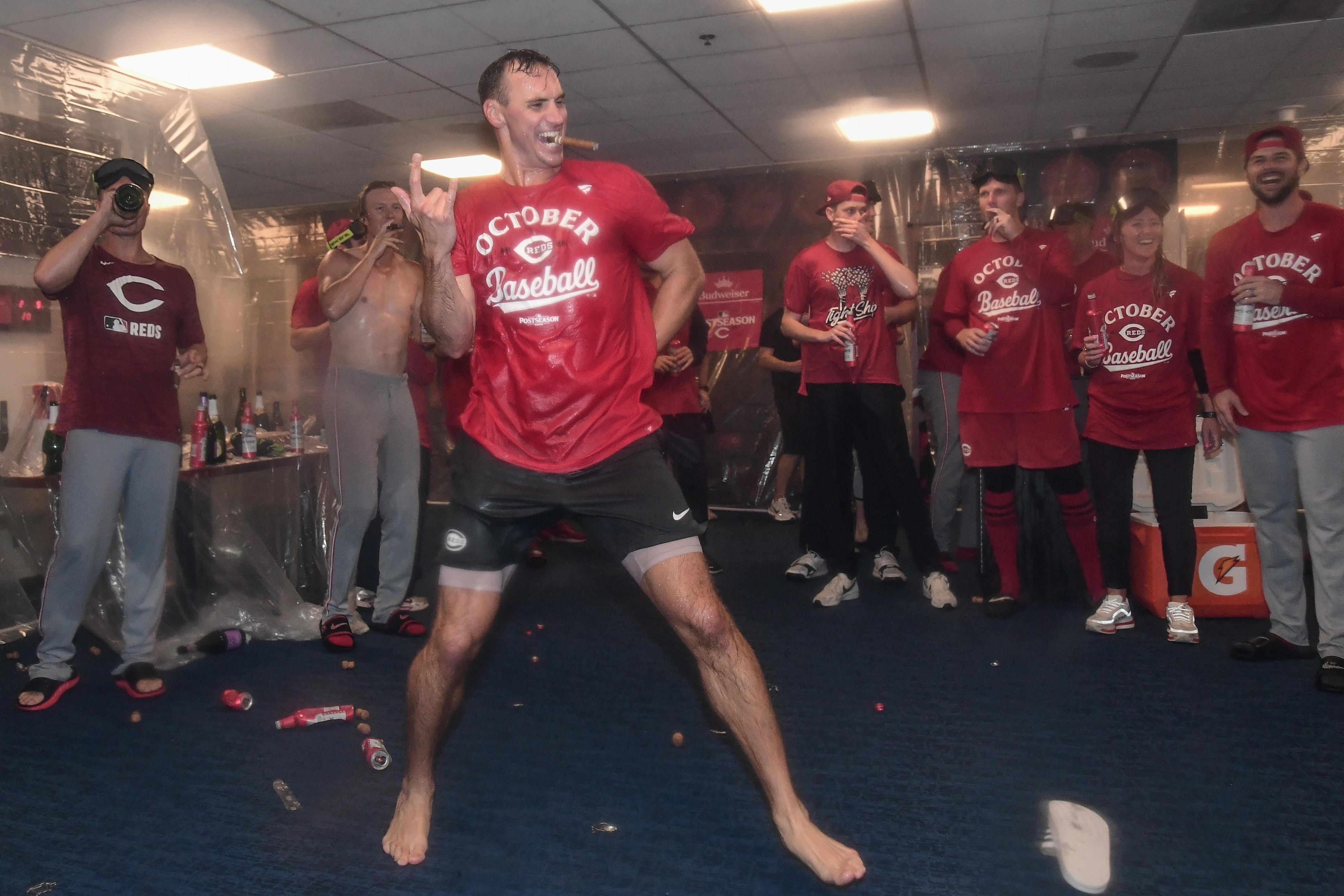 Brent Suter, LHP 2 seasons for Reds, reaches one-year deal with Angels