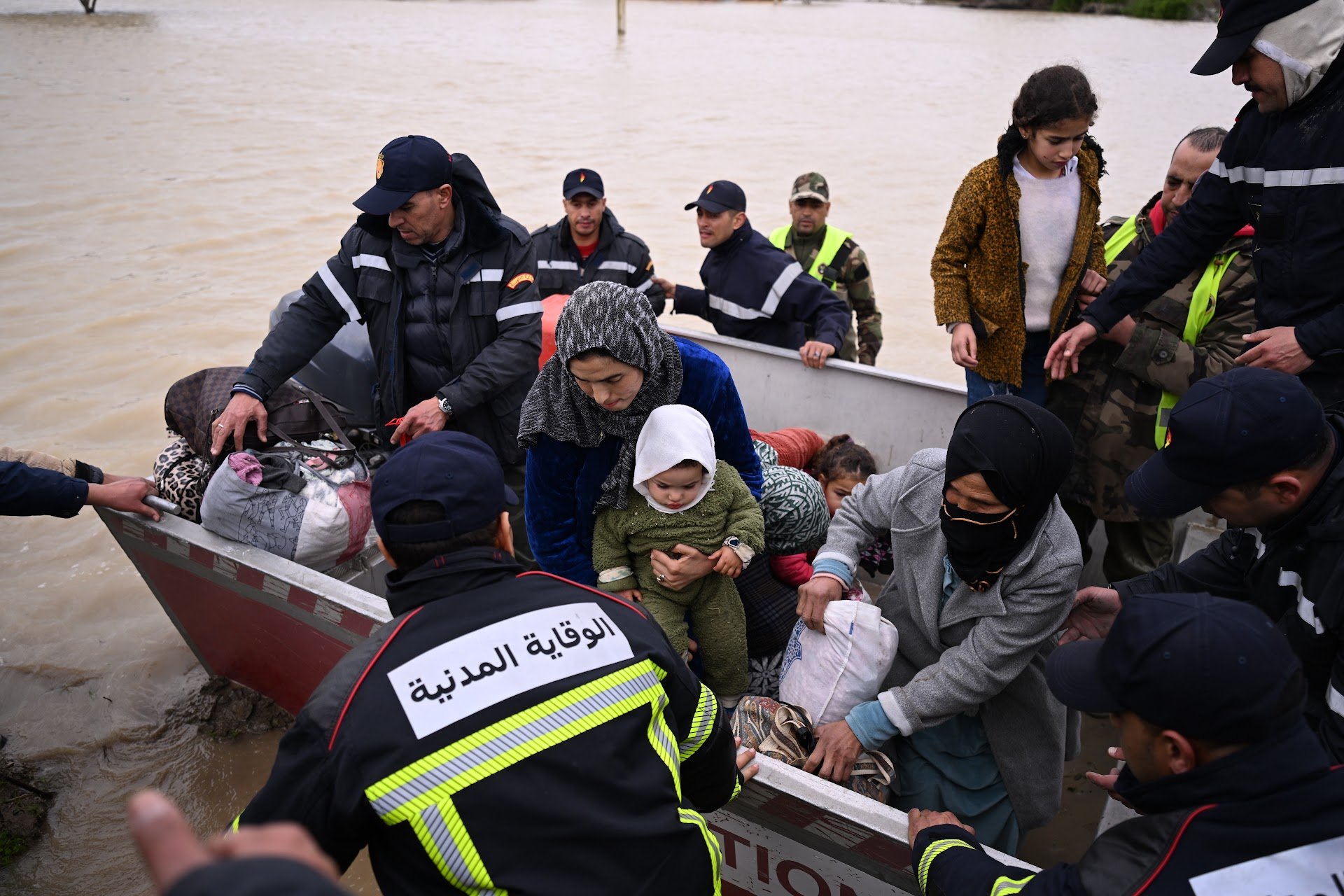🔴 Live updates: 154,309 people evacuated as authorities continue ...
