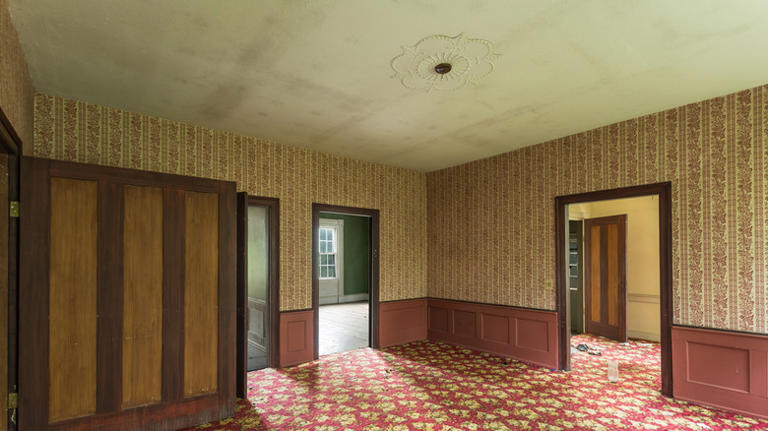 12 retro qualities that make historic homes desirable