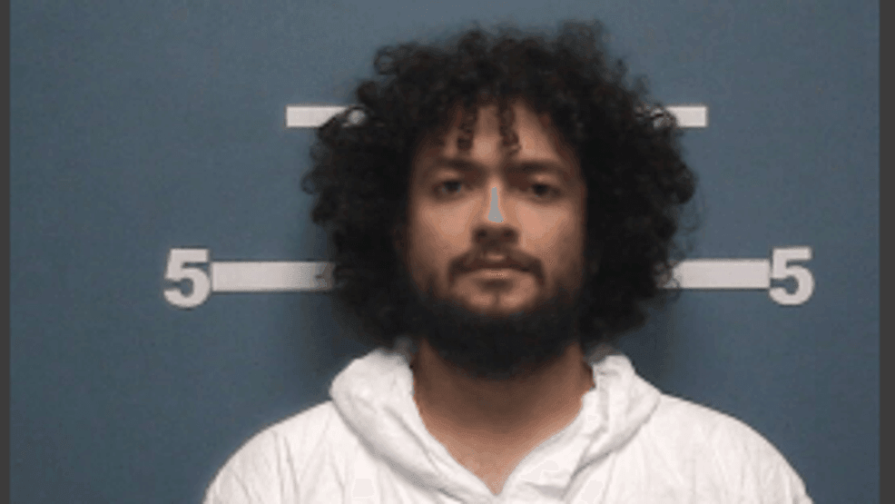 Police: Man arrested after stabbing 75-year-old woman to death in Visalia
