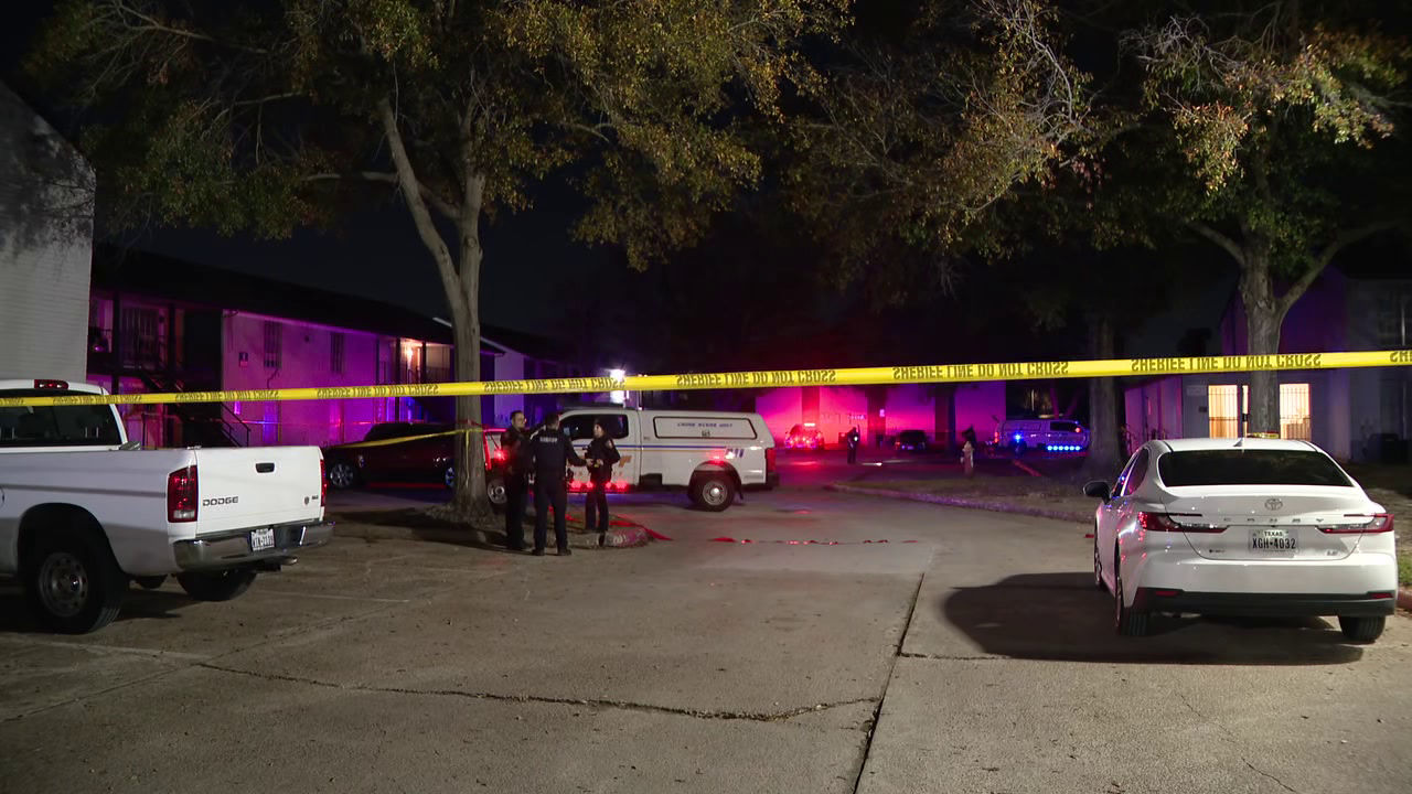 Teen boy shot, killed in Harris County Cloverleaf area