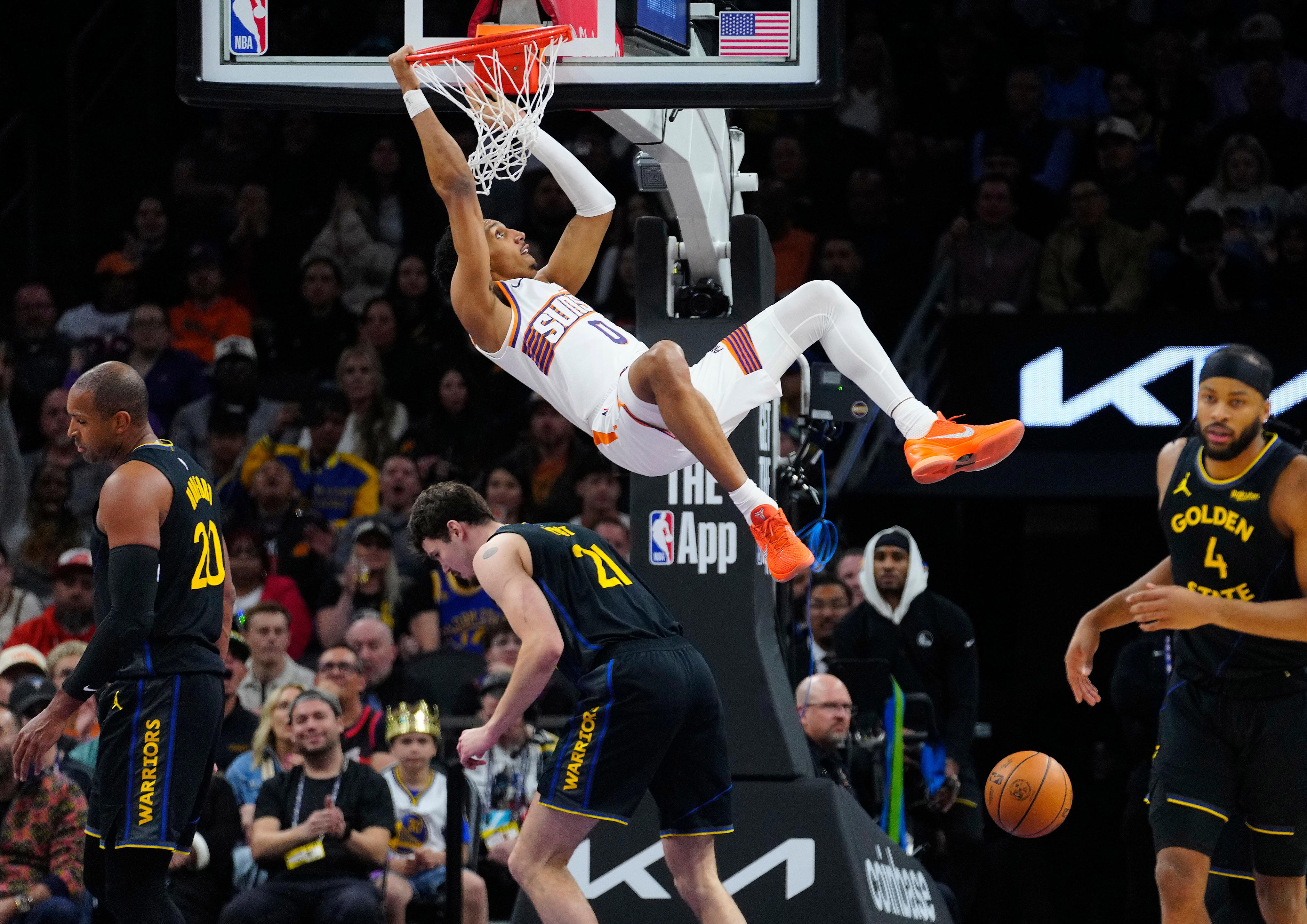 Suns fold late, fall to Warriors without Devin Booker, Jalen Green