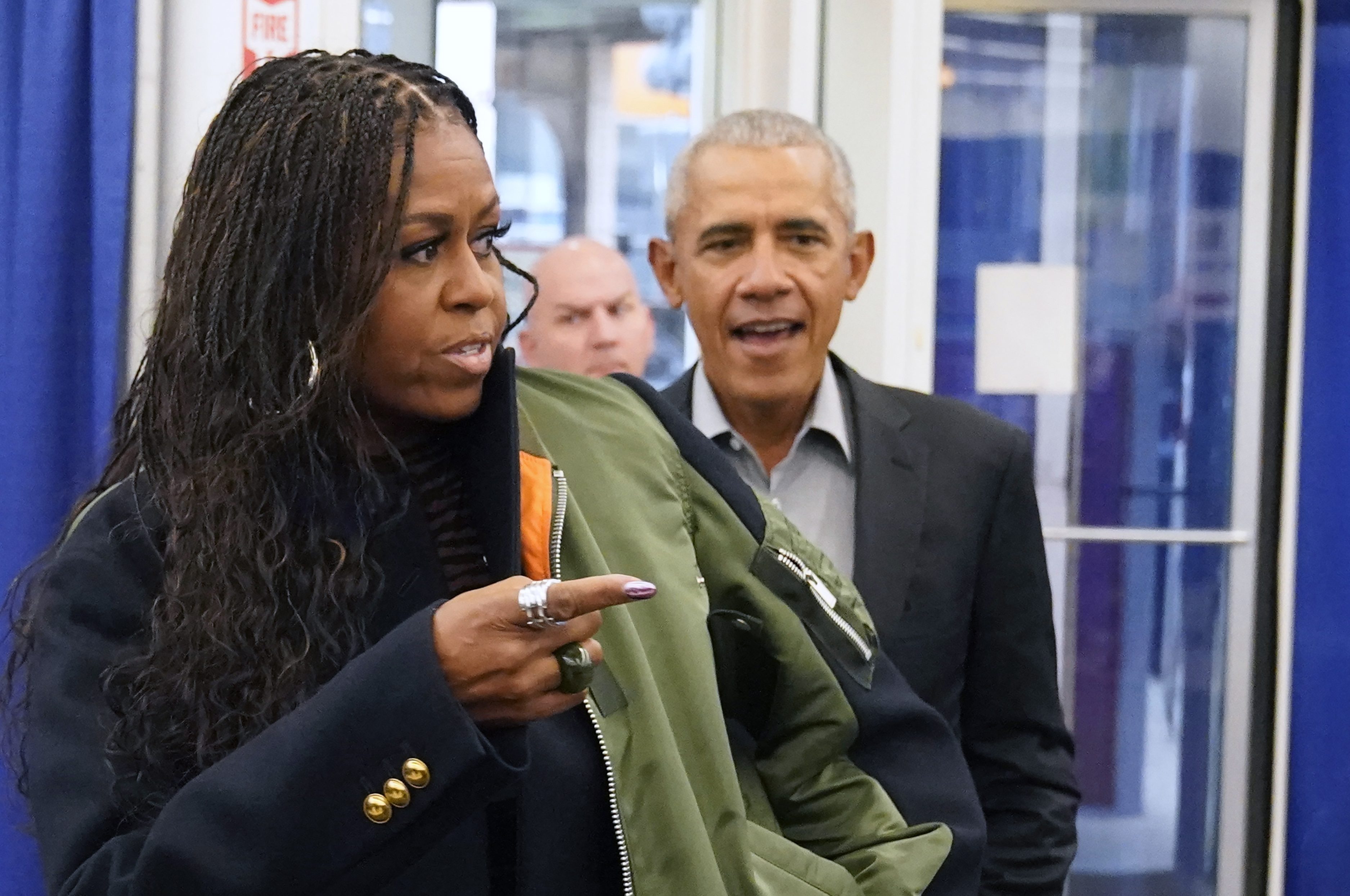 Trump shares post depicting Obamas as apes<br><br>