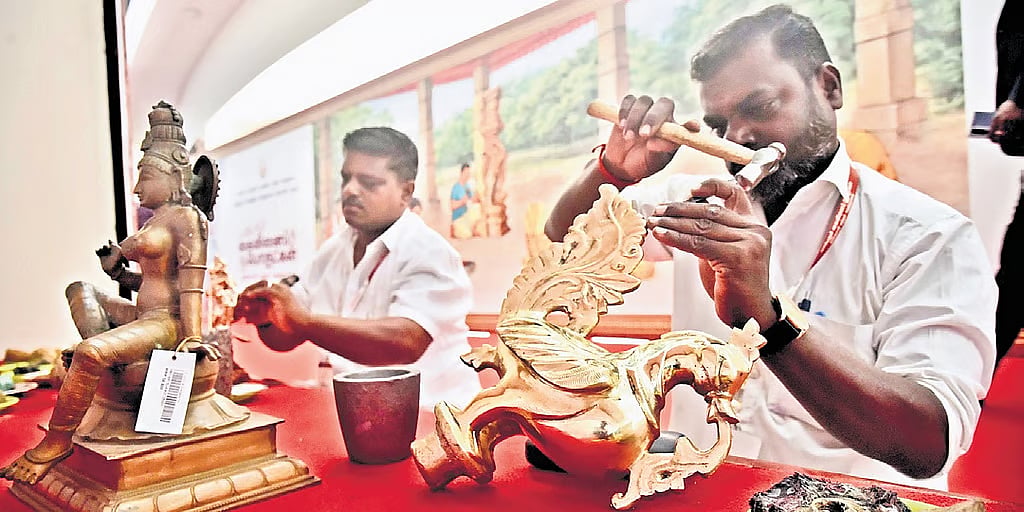 Poompuhar’s handicrafts exhibition begins, artisans honoured with prizes