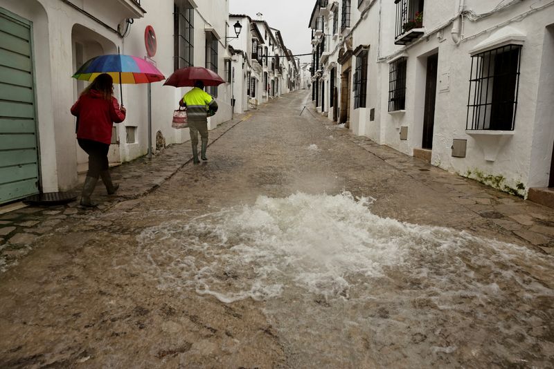 More storms coming as Leonardo swells rivers, bursts aquifers in Spain and Portugal<br><br>