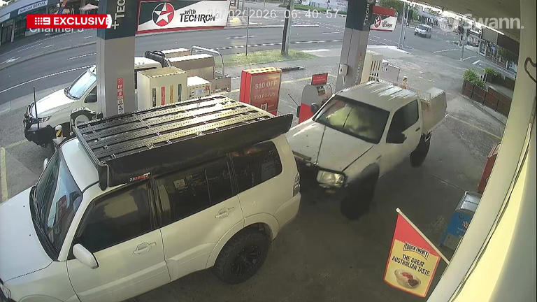 9News has obtained startling CCTV of the 41-year-old's frantic attempt to escape arrest.