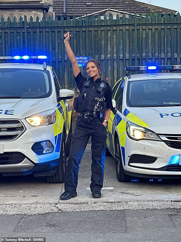 British woman ditched her police job for Dubai to triple her income and ...