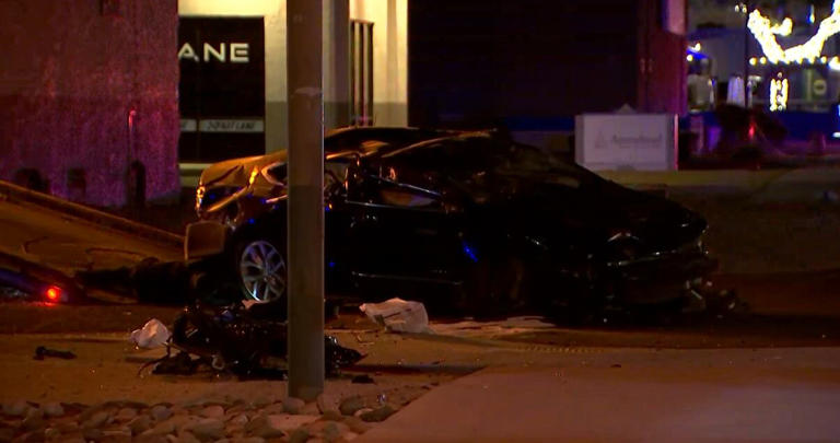 Police ID driver killed after crashing into pole in Scottsdale