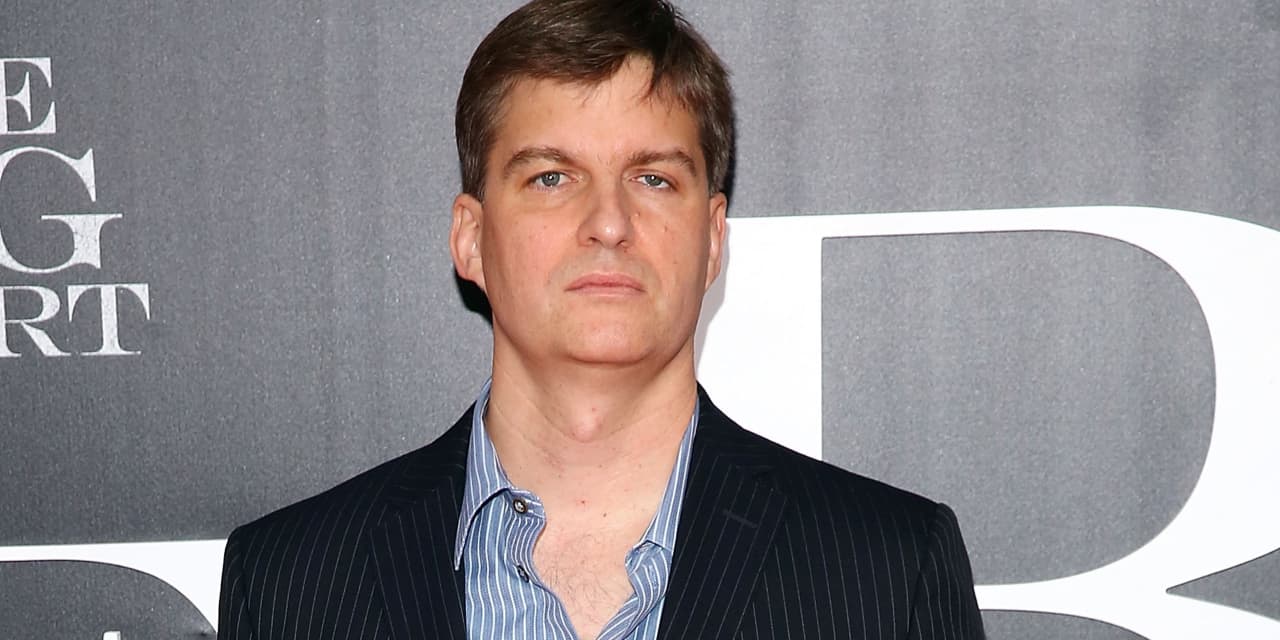 The S&P 500 just hit a new high. 'Big Short' investor Michael Burry thinks it could bring a 1987-style fall.