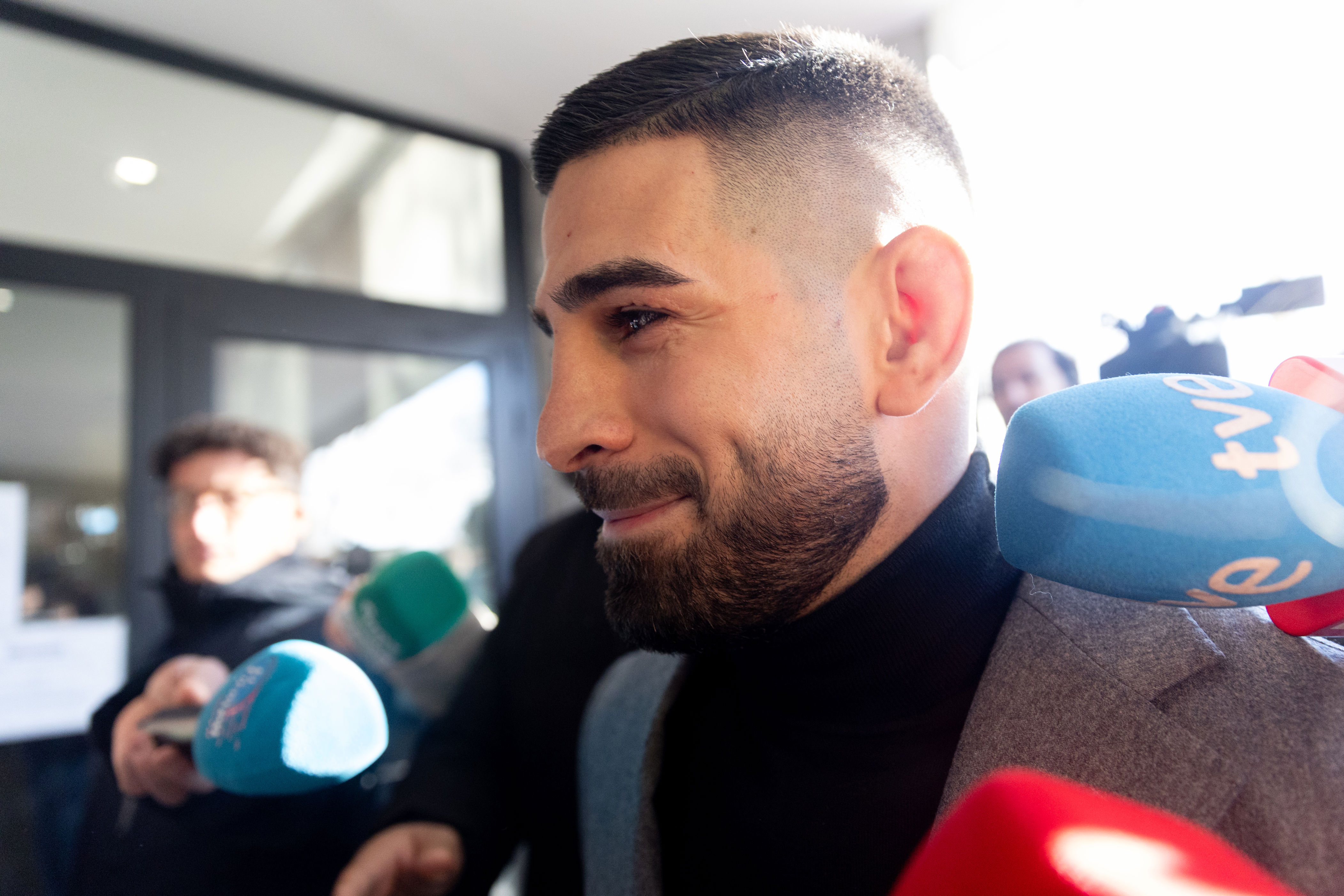 Ilia Topuria reaches settlement with ex-wife, now aiming for White House return<br><br>