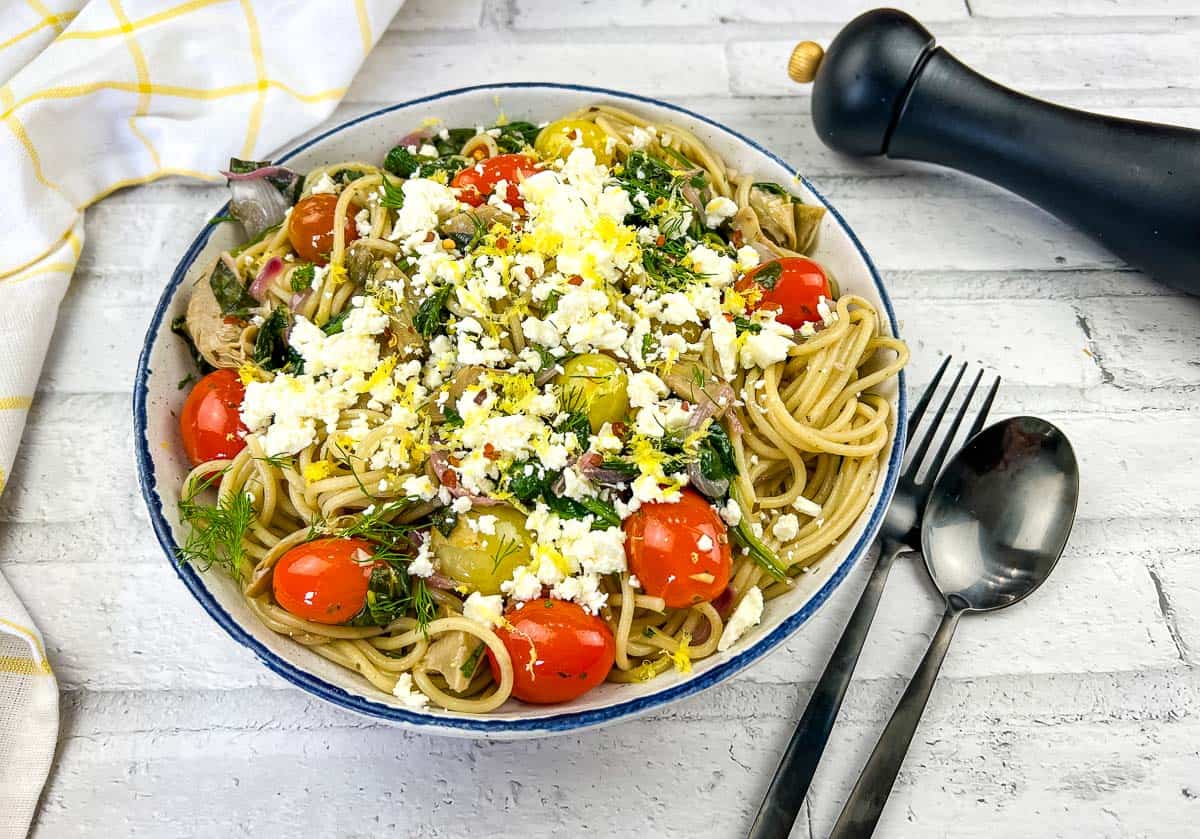 27 Mediterranean recipes that let you cook without overcomplicating it