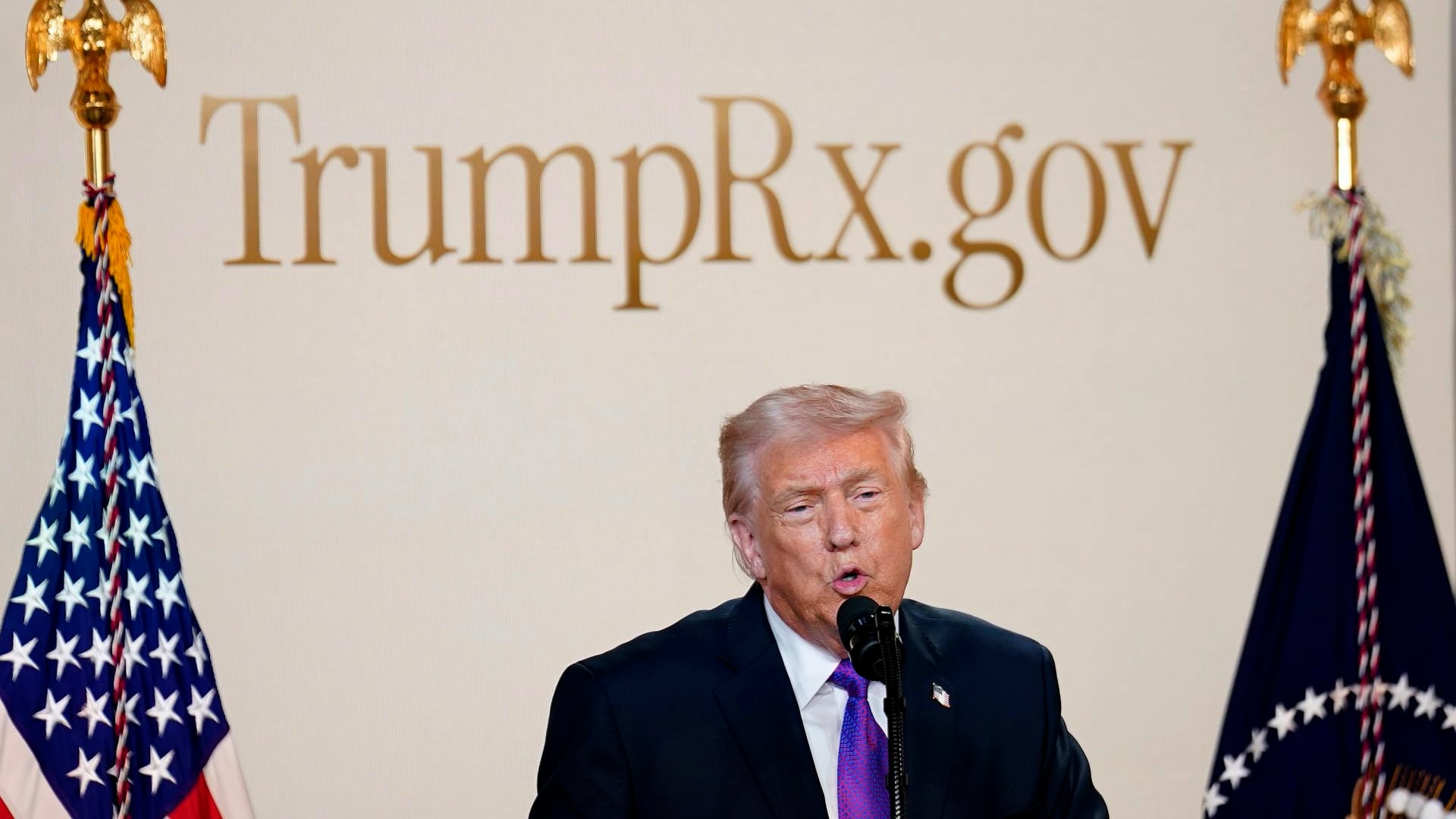 Trump launches discount prescription medicine website, TrumpRx