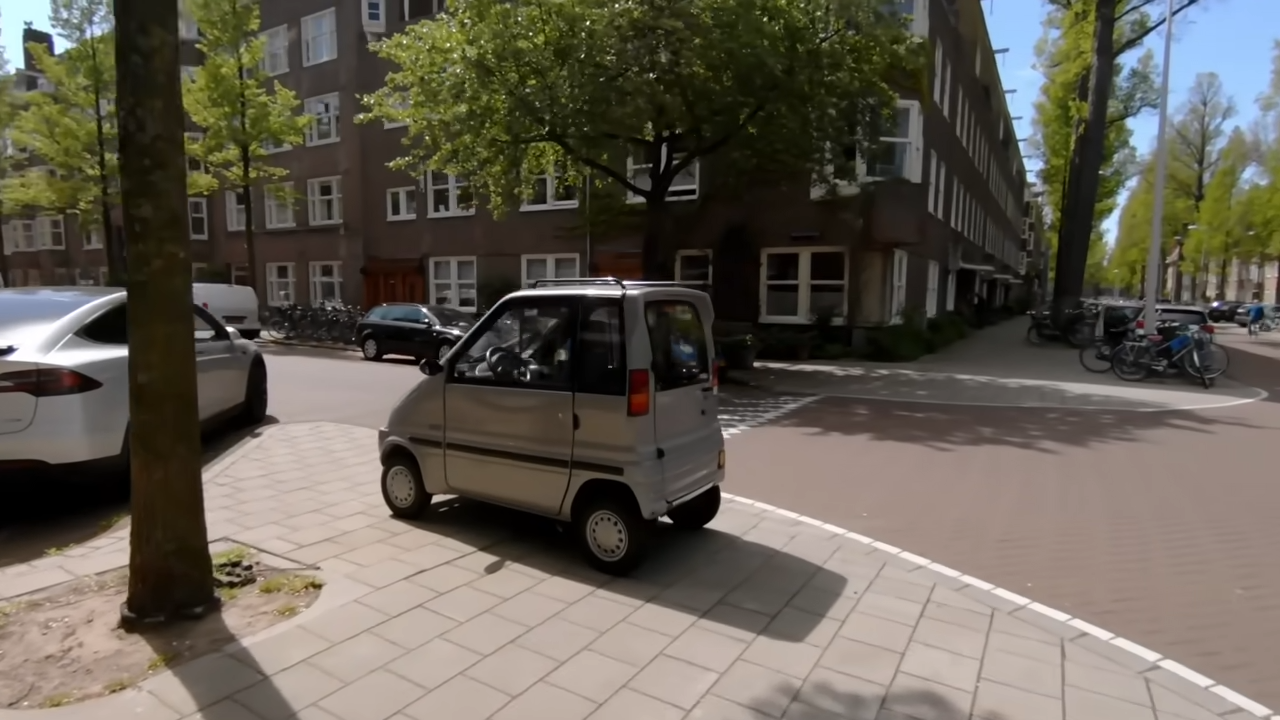 How microcars fit into Amsterdam’s streets
